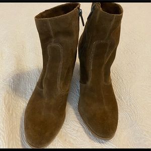 Vince Caputo Womens Suede 3” Heel Booties Size 9 New